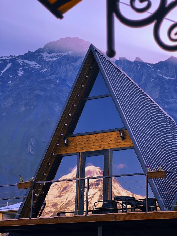 Pyramid Kazbegi Hotel Kültér fotó
